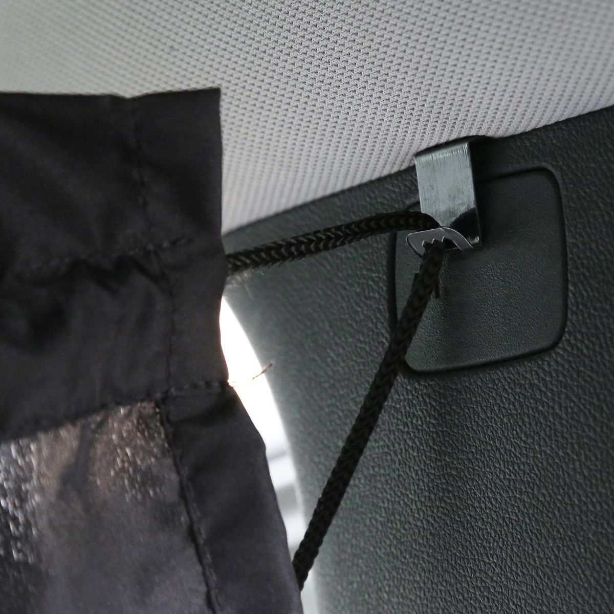 Car Privacy Curtain, Front & Rear Seat Partition Space Divider Auto Van Truck Interior Accessories for Family Travel Camping Baby Sleeping