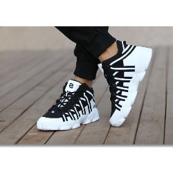 New Trendy Sports Sneakers - Black/White