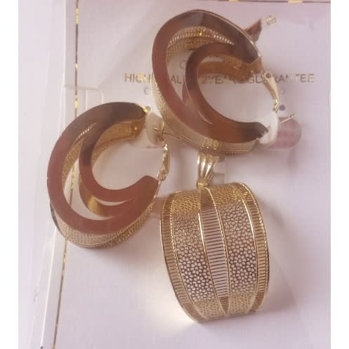 Ladies Jewelry Set - Gold