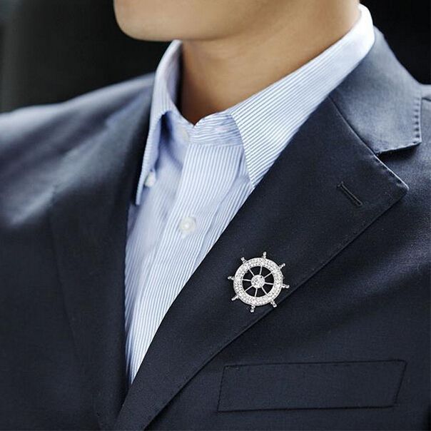 Unisex Rudder Crystal Rhinestone Brooch Pin Bouquet Jewelry Gift