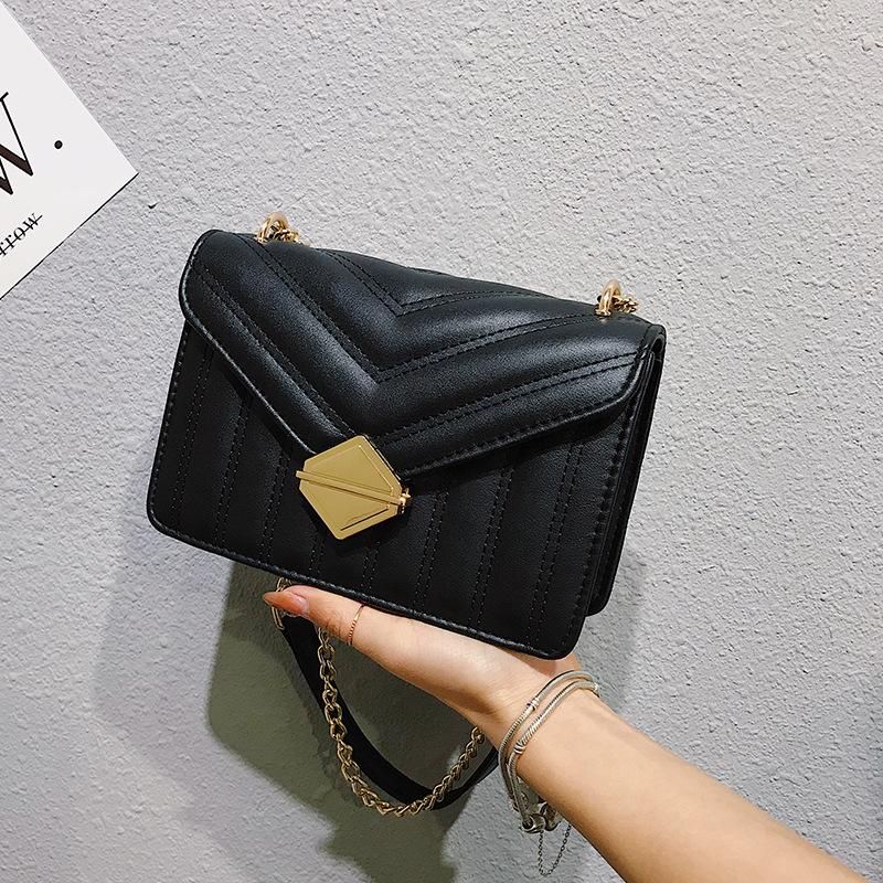 2021 New Fashion Korean Edition Bag Women's Fashion Chain Bag Xiao Xiangfeng One Shoulder Oblique