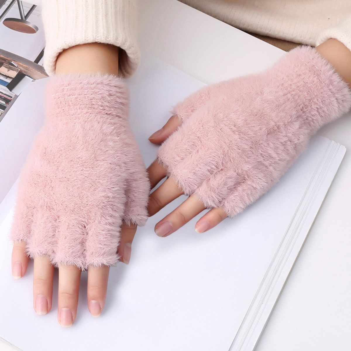 1 Pair Half Finger Winter Warm Fluffy Plush Women Pink