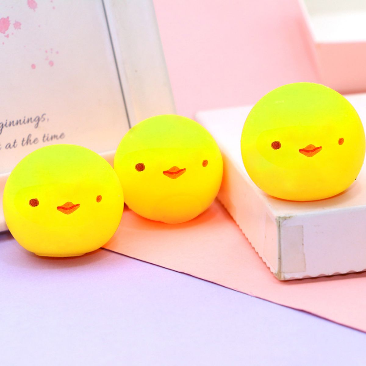 4Pcs Sticky Ceiling Balls Squeeze Soft Elastic Round Balls