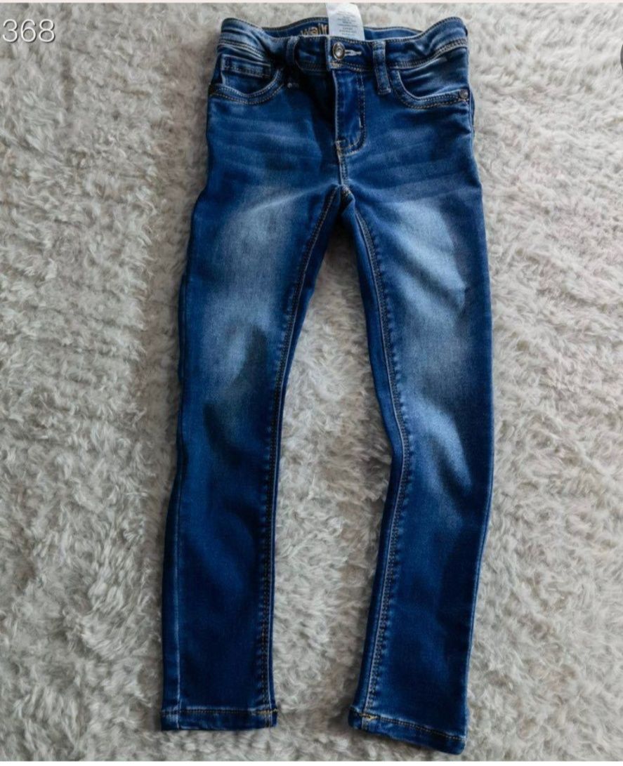 Girl's Stretchy Straight Jeans Trouser(size Runs Small)