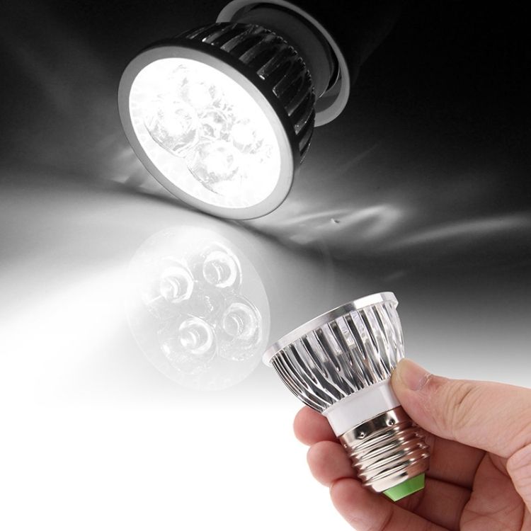 E27 4W 440LM 4 LEDs Spotlight Lamp Bulb Warm White Light