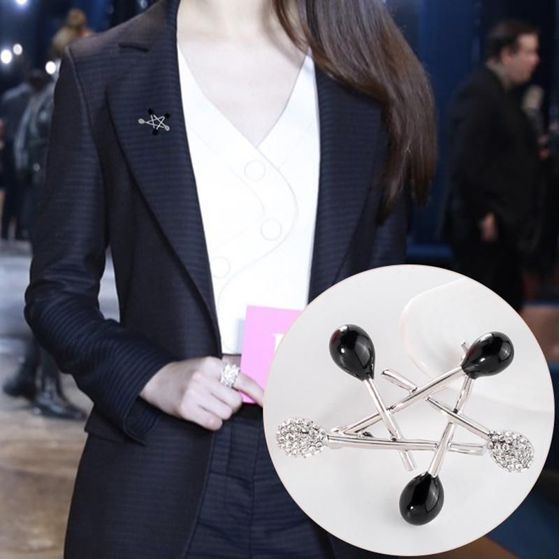 Brooch Retro Crystal Five-Pointed Star Alloy Simple Sweater