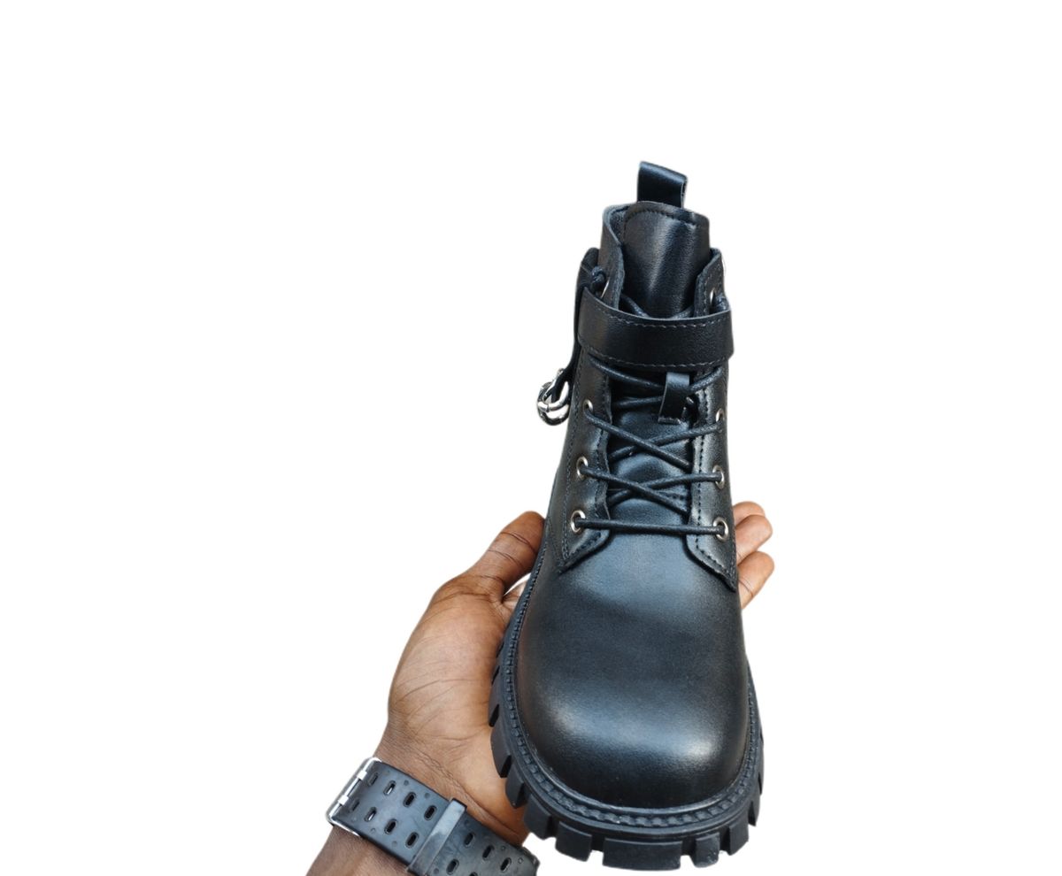 Unisex Children High Quality Boot - Black
