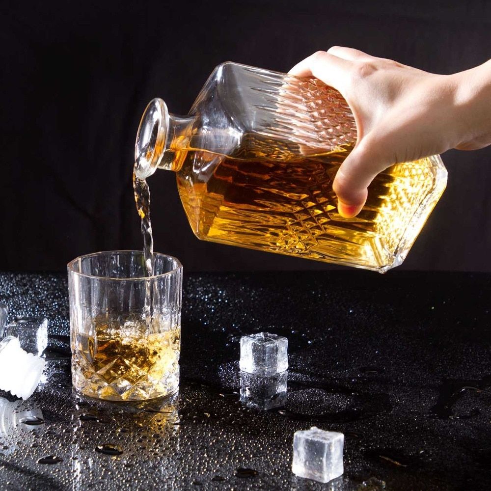 7 Pieces Whiskey  Crystal Wine Bottle Wine Cup Set