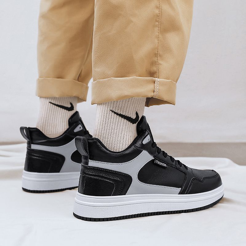 All-match High-top Sneakers Men Shoes EUR Size 38-47 Trendy Boys Sports Tennis Shoes Outdoor Skateboarding Sneakers Comfort New Fashion Skate Shoes Leisure Platform Vulcanized Shoes Black