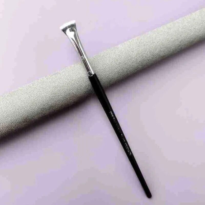 Mini Fan Eyeshadow Brush Eyebrow Eyeliner Brush Professional Small Fan Eyebrow Brush High Quality Brand Makeup Brush Tools