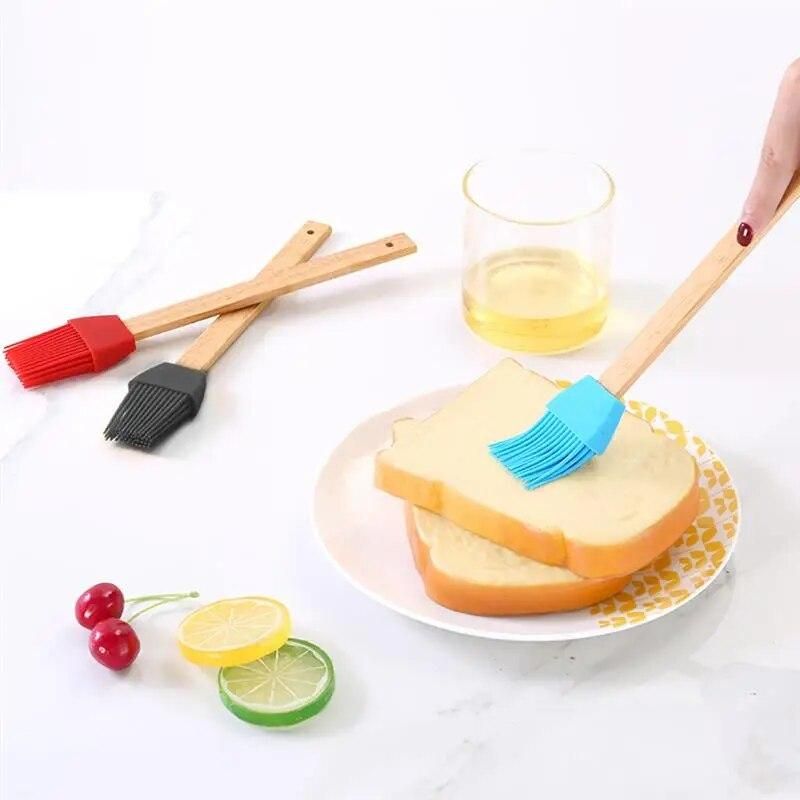 3pcs Silicone Basting Brush BBQ Grill Oil Sauce Brush Handle Pastry Brush Butter Bread Brush BBQ Kitchen Accessories