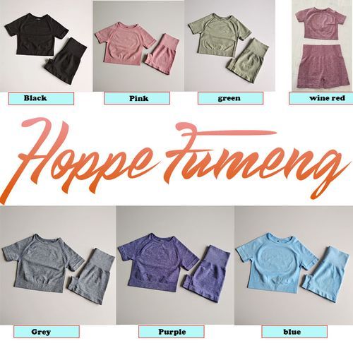 Seamless One Set Of Women's Sportswear(t-shirt &short Pants)