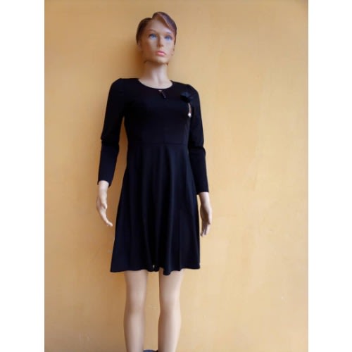Women Long Sleeve Round Neck Dress- Black