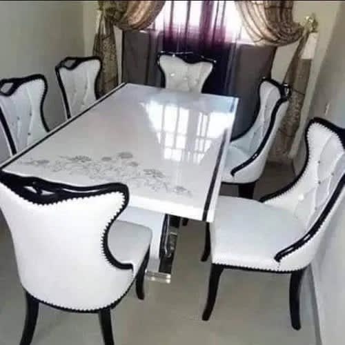 Marble Dinning + 6 Chairs - White