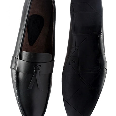 Loafers With Belt Detail - Black