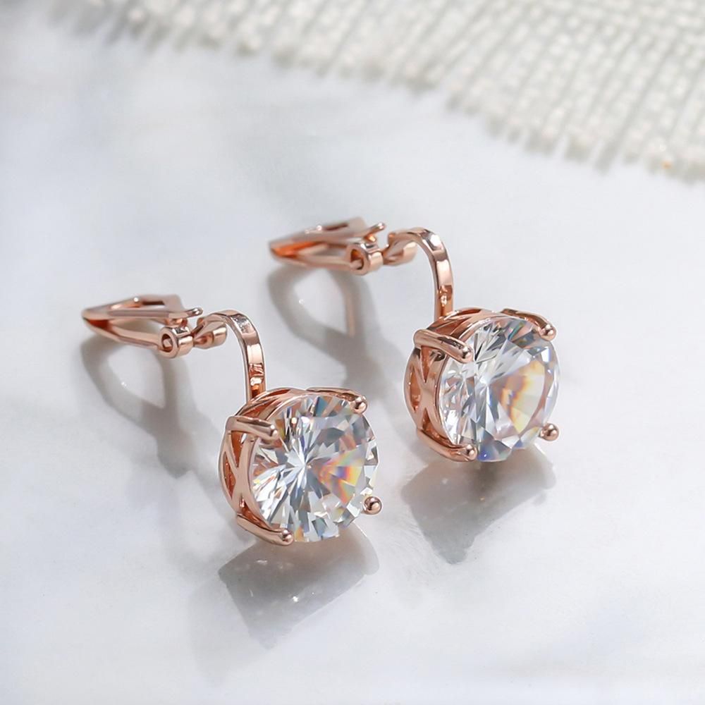 Women's Geometric Round Zircon Super Flash Temperament Ear Clip