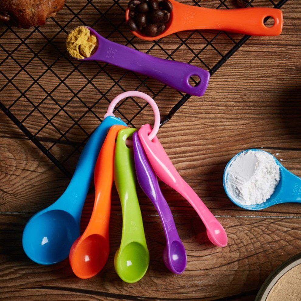 5 Pcs/Set Colorful Plastic Kitchen Measuring Cups Sugar Cake Baking Spoon