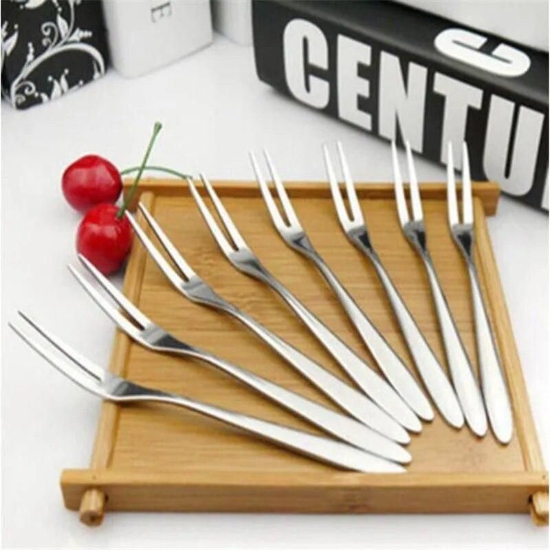 High Quality Fruit Dessrt Fork With Long Handle Stainless Steel Desert Fork Dining Salad Party Barbecue Kitchen Accessories