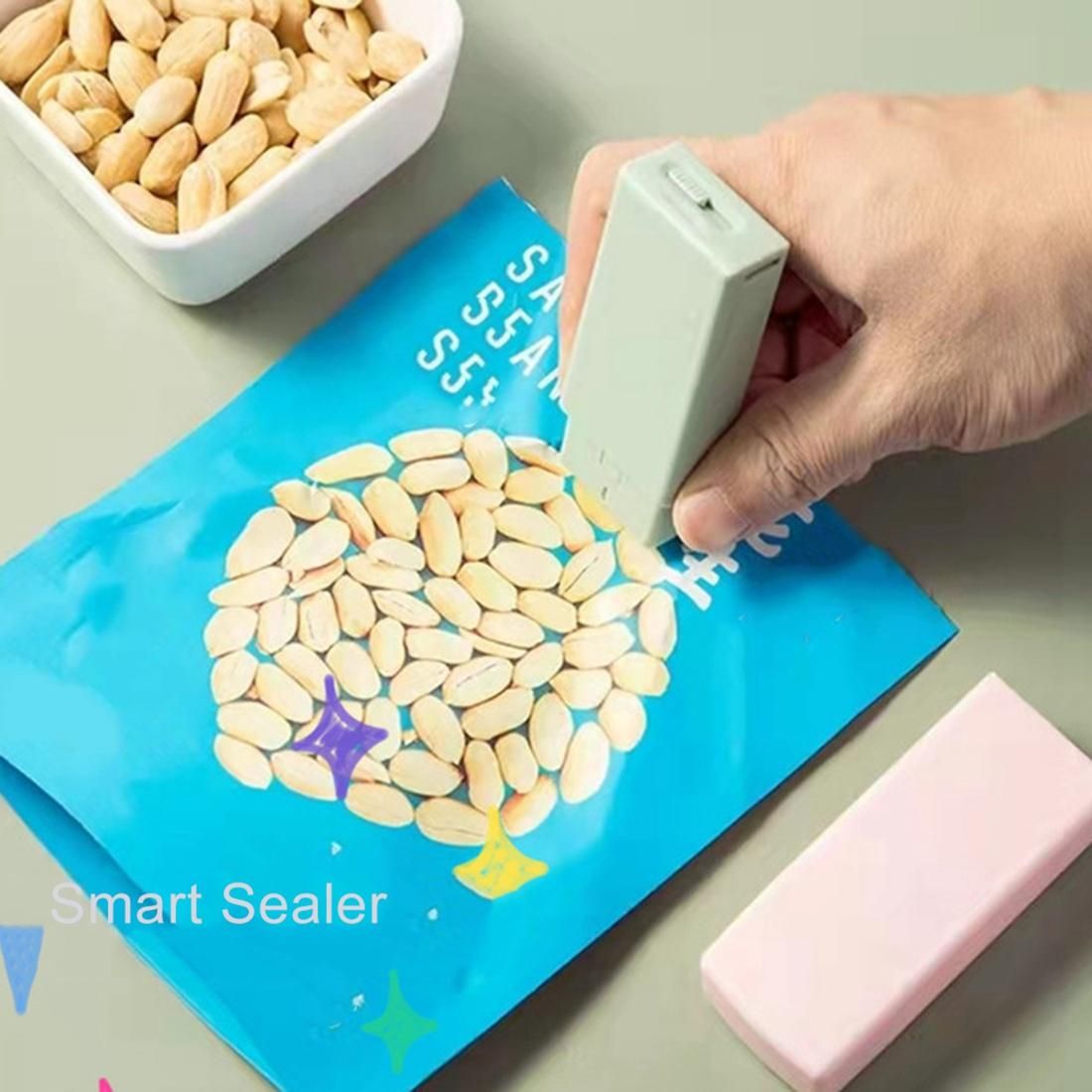 Mini Heat Sealer Household Accessories Plastic Bag Sealer for Storage in the Kitchen Food Snacks Fruits Green