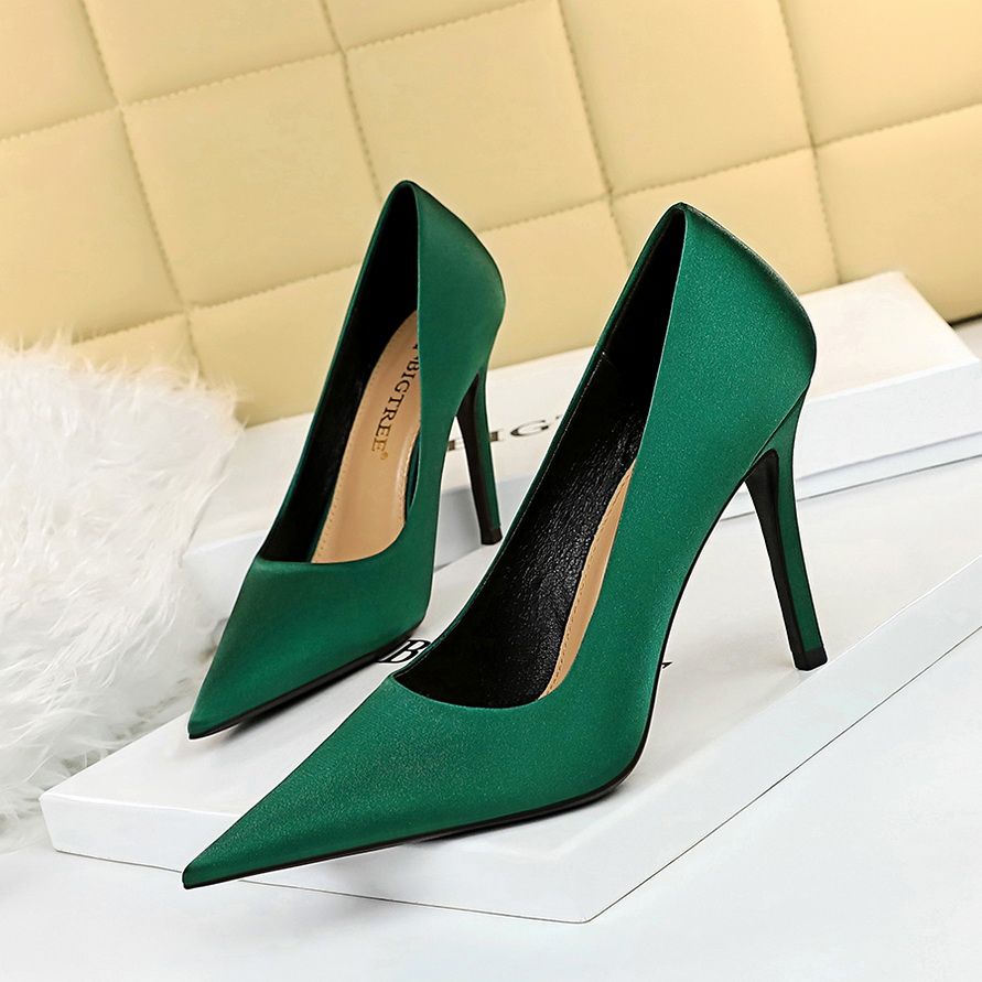 Satin Heels Woman Pumps Wedding Shoes Ladies High Heels Shoes Plus Size 43 Green
