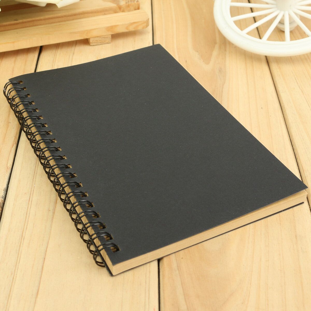Reeves Retro Spiral Bound Coil Sketch Book Blank Notebook Kraft Sketching Paper Black Card Cover White Paper Inside Page Black Cardboard Cover Kraft Paper Inner Page
