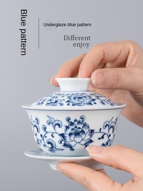 Retro Blue And White Porcelain Gaiwan Teaware Large Hand Painted Cover Bowl Single Sancai Tea Cups Ceramic Chinese Tea Set