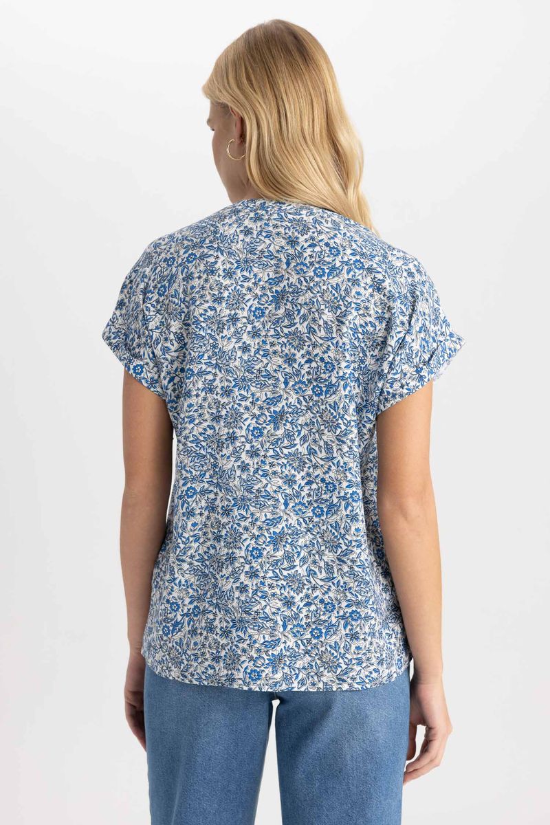 Woman Regular Fit C Neck Woven Short Sleeve Shirt - Blue