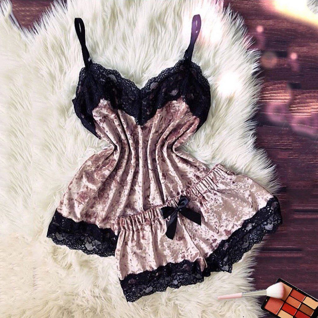 Women's Pajamas  Velvet Sleepwear Women's Pajama Set
