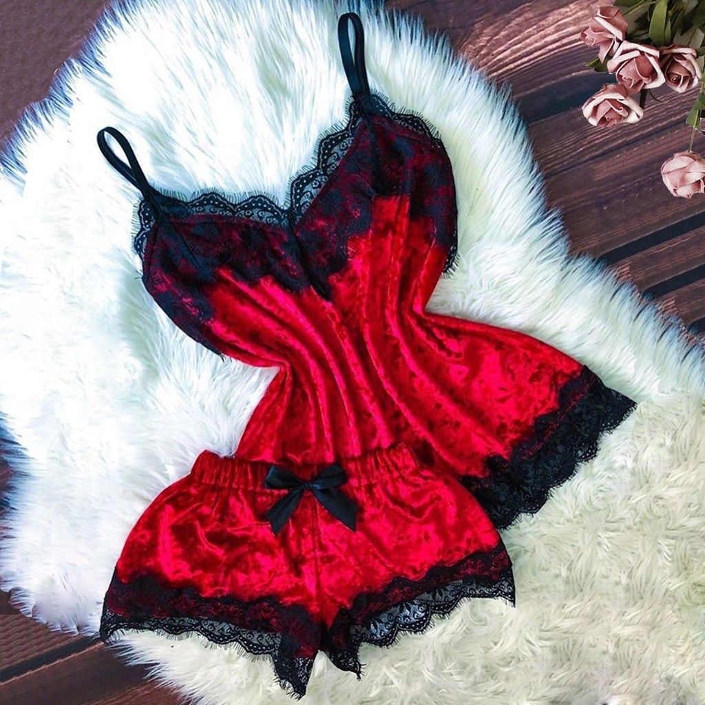 Women's Pajamas  Velvet Sleepwear Women's Pajama Set