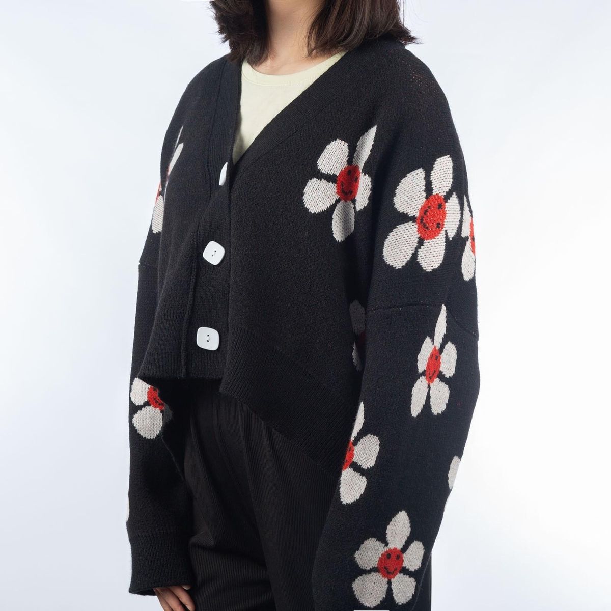 Short Cardigan for Women Flower Knit Sweater V Neck Button Long Sleeve Loose Coat Casual