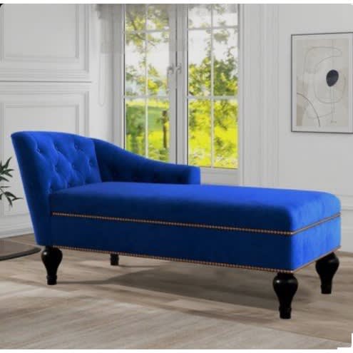 Chaise Lounge