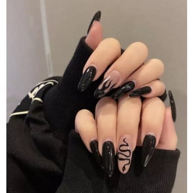 Trinique Black Flame On Black & Nude Press On Nails - 24pcs
