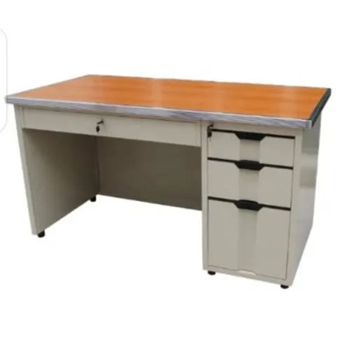 Metal Table - 5Feet
