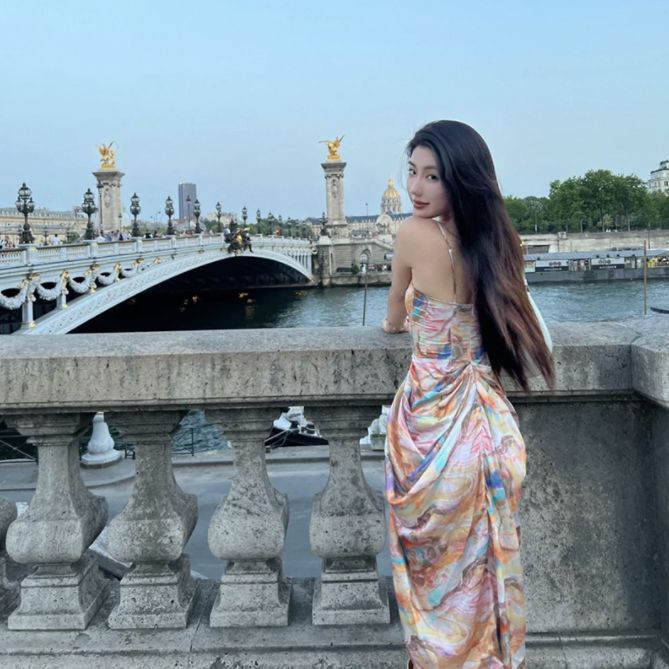French Style Socialite Style Oil Painting Satin Fishbone Waist Dress Female Summer New Sexy Hot Girl Split Suspender Skirt