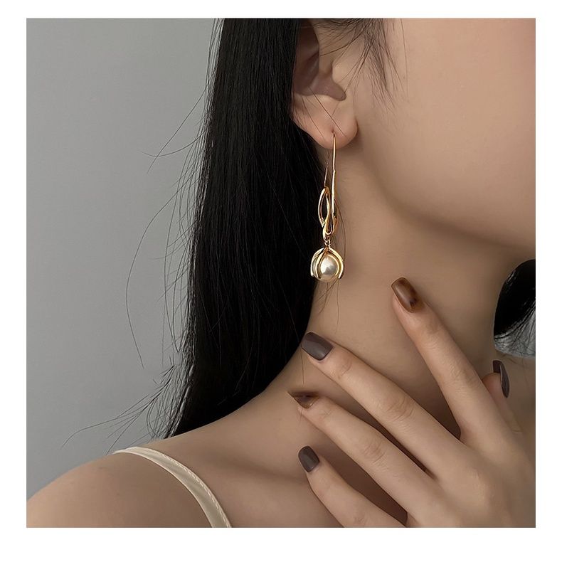 Kq French Vintage Gold Pearl Earrings