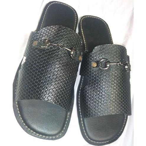 Leather Slippers With Metal Design - Black