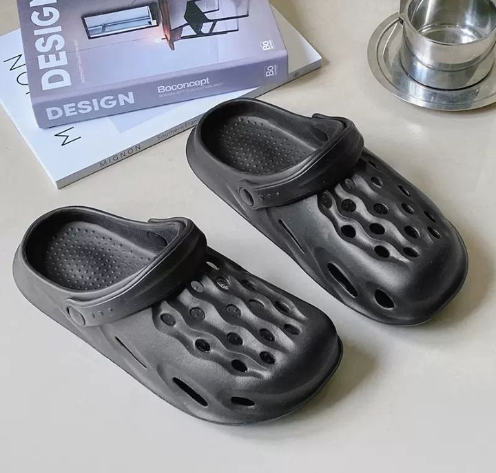 Unisex Fashion Foot Wear Waterproof Sandal/ Slides For Outdoor - Black