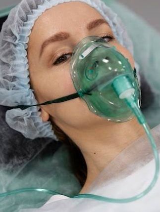 Oxygen Mask And Tube With Adjustable Elastic Rope