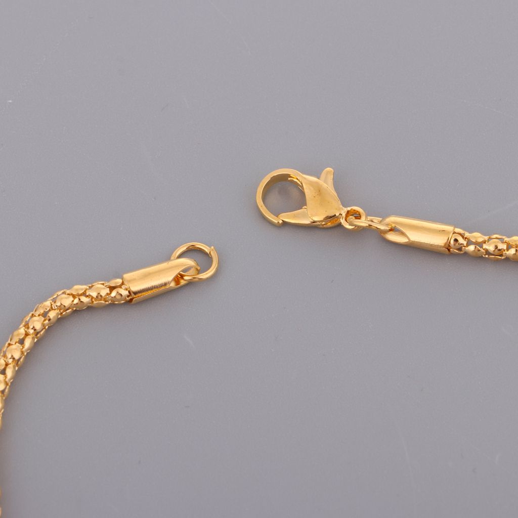 Premium Golden Alloy Car Barber Chair Pendant Necklace Adjustable Seat