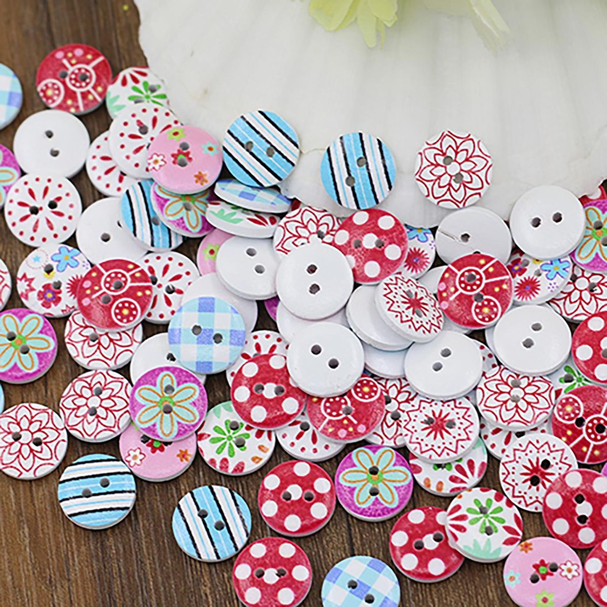 100Pcs Simple Buttons Durable Exquisite Crafts 2 Holes Buttons for Cardigan Sweater