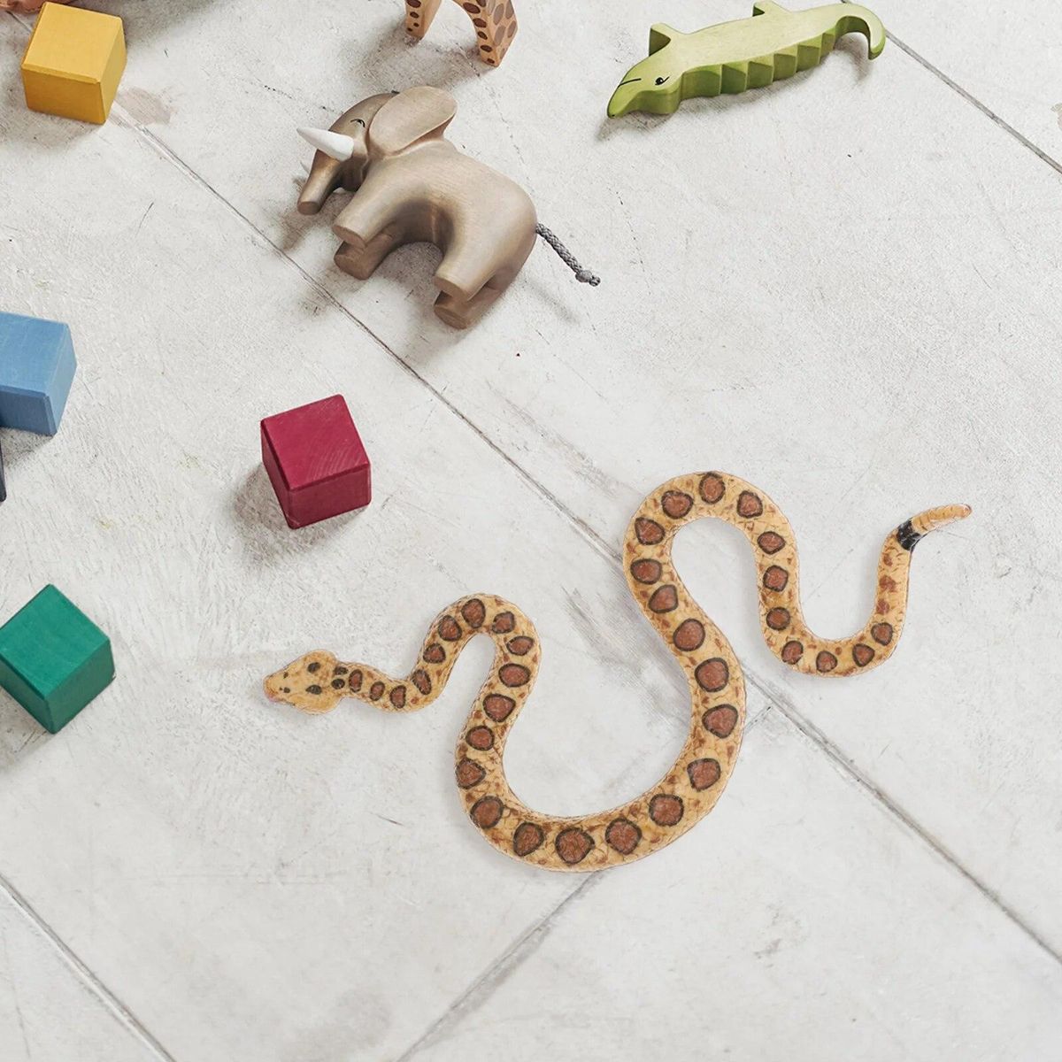 Statuette Artificial Snake Baby Miniture Decoration Prop Plastic Simulation Plaything Useless box
