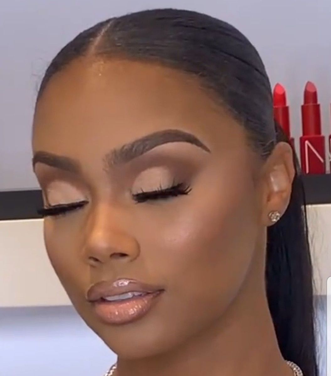 Shimmer Highlighting Powder, Illuminating Starlight Glow