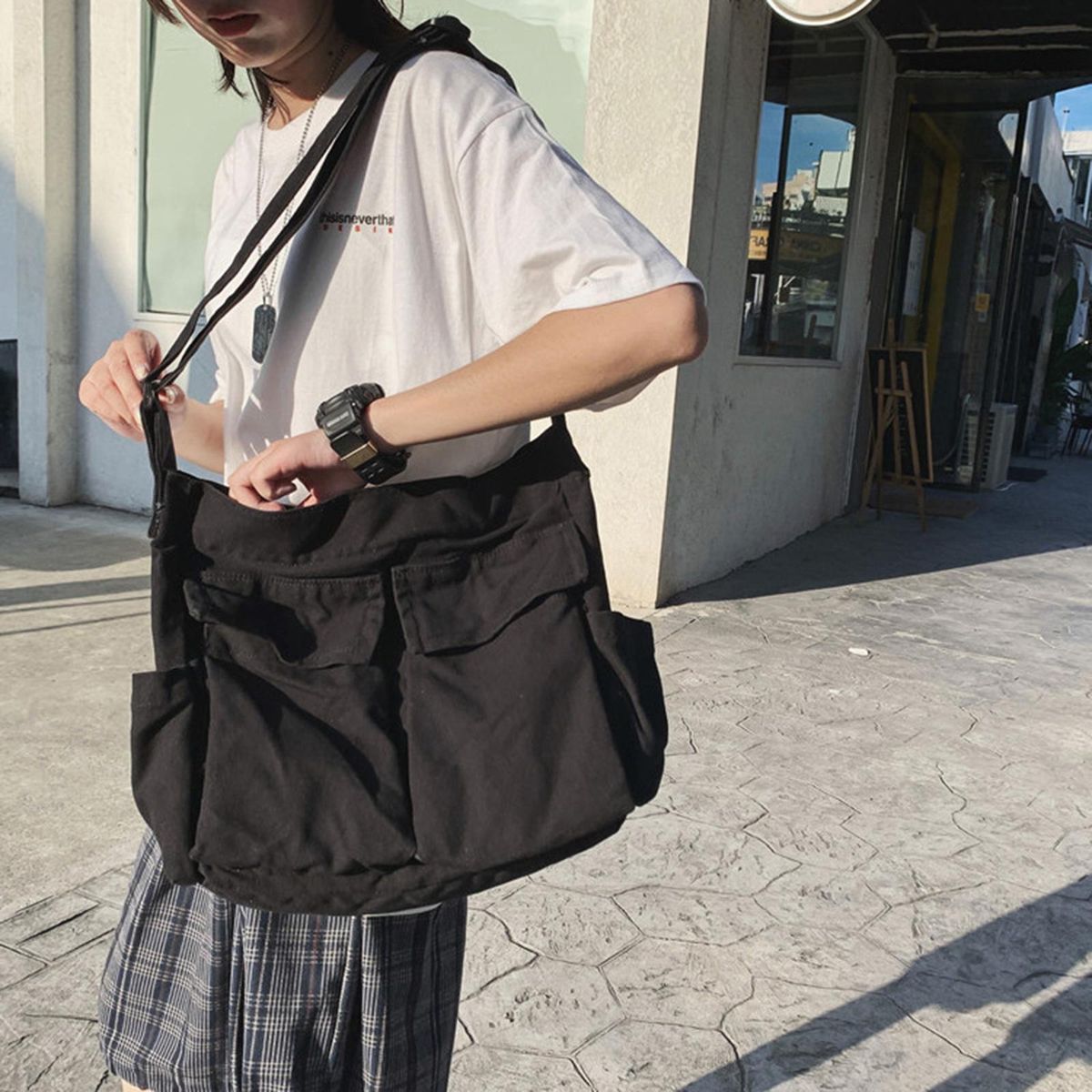 Tooling style shoulder messenger bag men and women ins canvas bag student school bag street large capacity art leisure bag brown