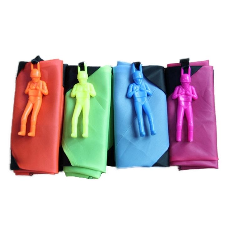 Children Outdoor Hand Throwing Parachute Toys