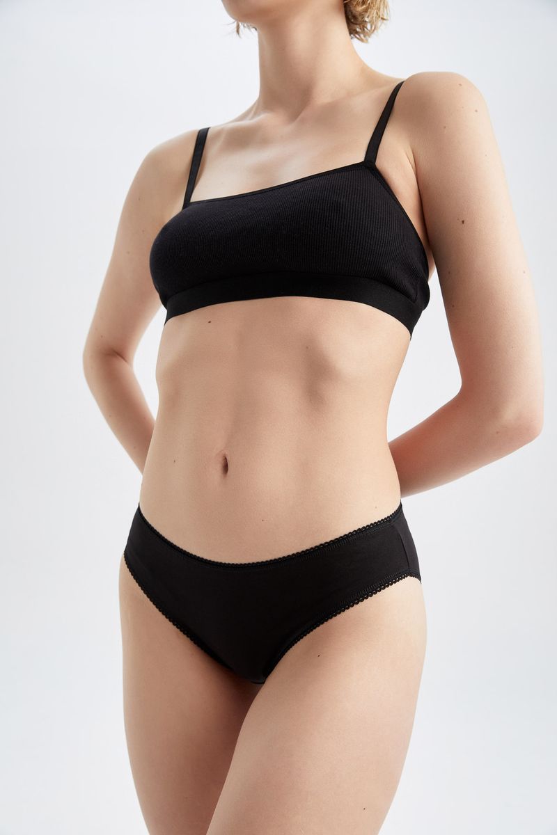 7 Piece Woman Casual Brief Package Slip - Black