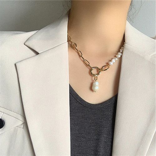 Pearls Ladies Fashion Necklace Baroque