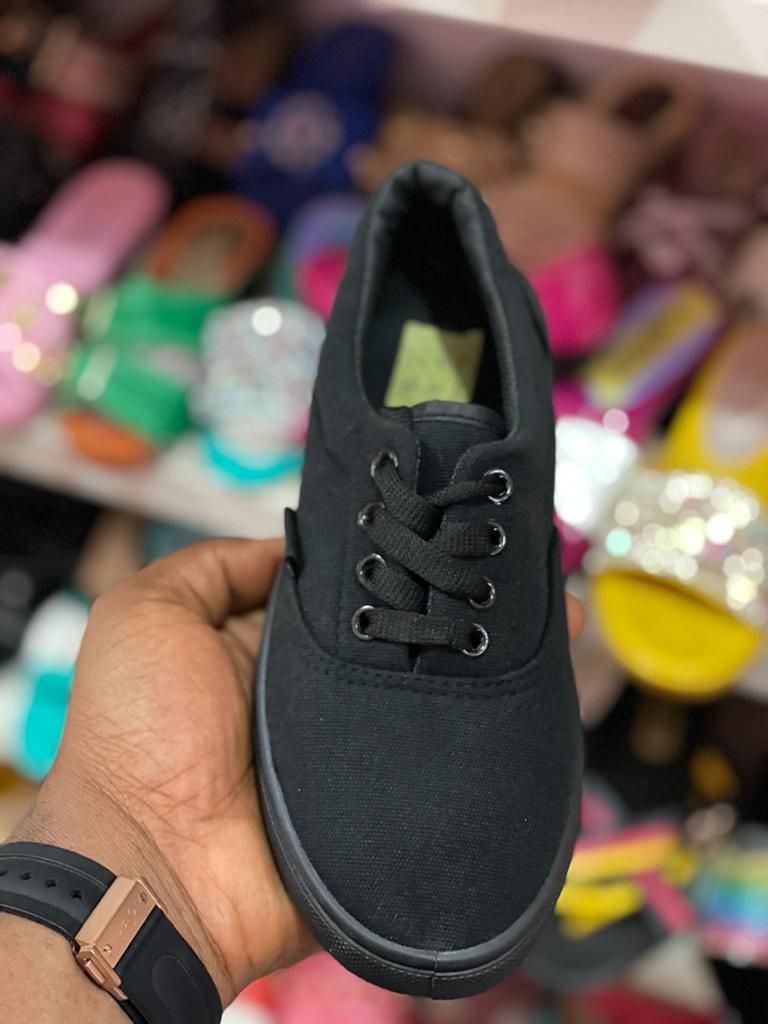 Trendy Unisex Lace-Up Black Canvas For Kids/Adults