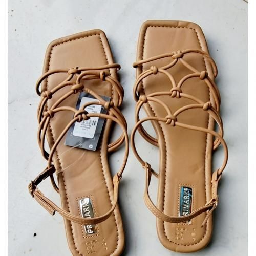Girls Stylish Strappy Flat Sandals