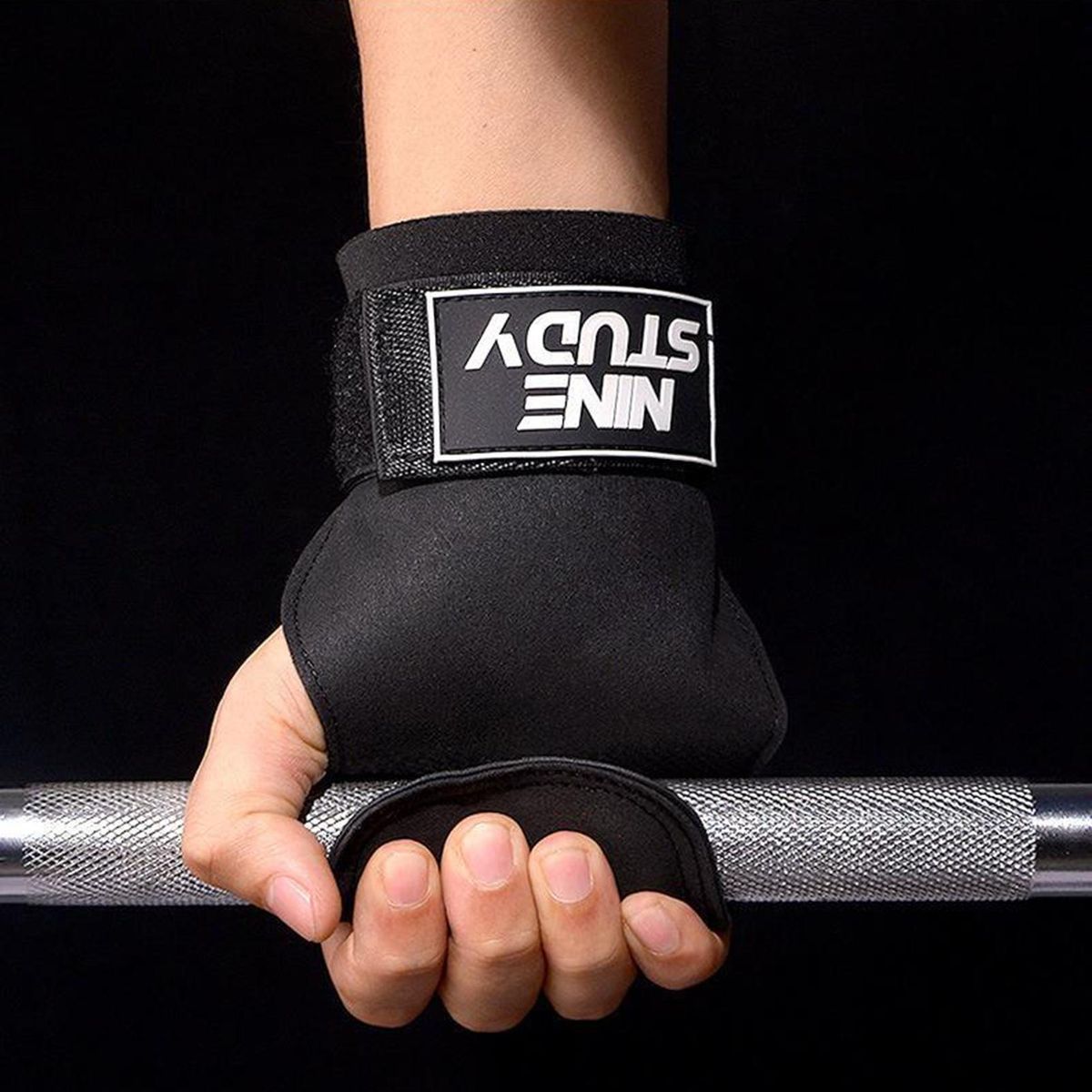 1 Pair Weight Lifting Guards Gymnastics Hand Grips with Integrated Wrist Wrap Black