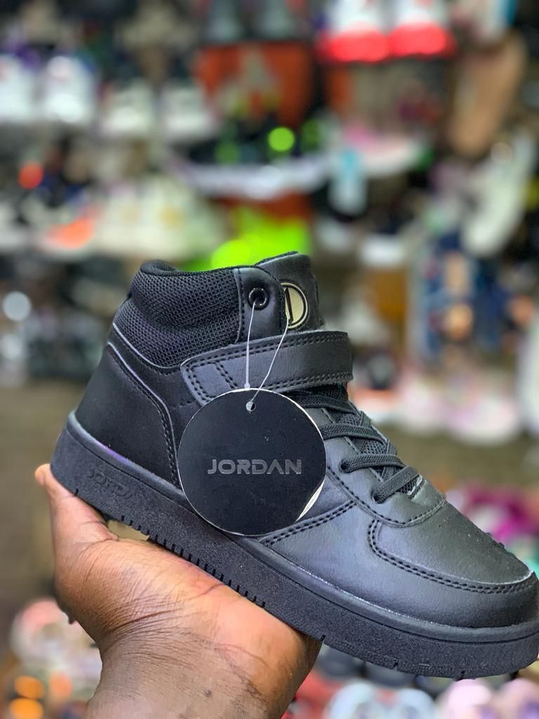 Quality Boys Outing School Shoes  Black
